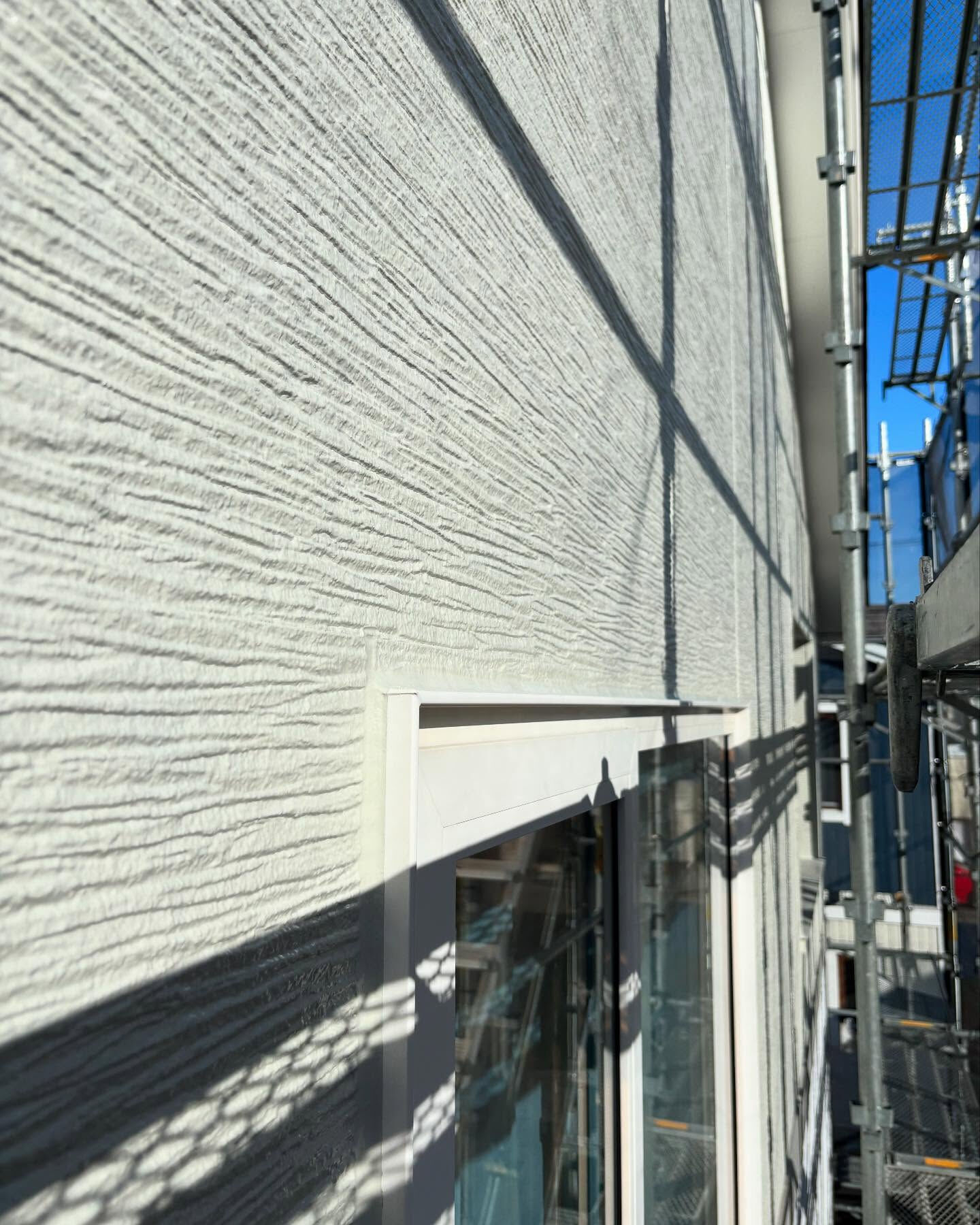 石狩市樽川にて2階外壁の上塗り塗装が無事に終了しました🏡